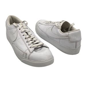 Nike Blazer White Low Top Lace Up Sneakers Size 10 Women's